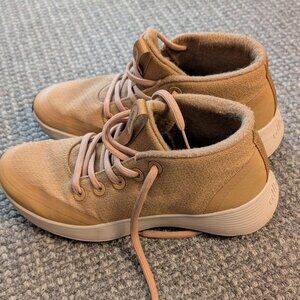 Allbirds Mens' Wool Runnerup Mizzle (MRUP) Mid Waterproof, Size 10. VG condition
